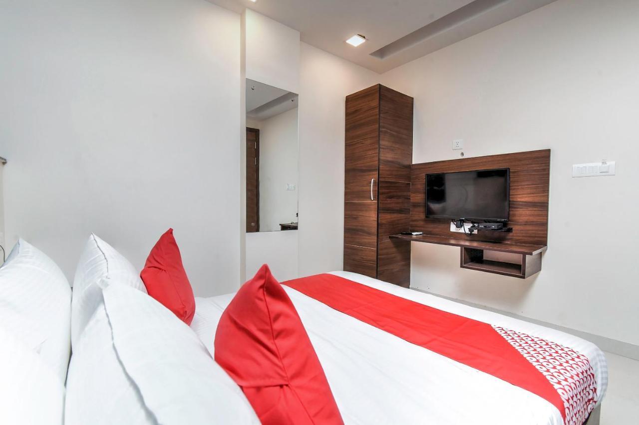 Oyo 77158 Hotel Swastik Palace Bhiwandi Экстерьер фото